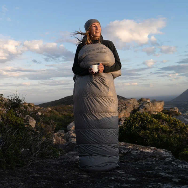 Naturehike kombinovaný páperový spací vak RM40 veľ. L 940g - šedý